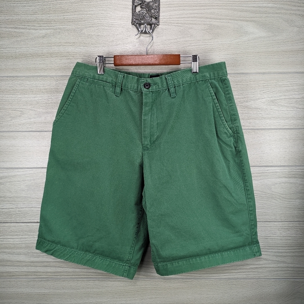 Gap 10" Men's Green Chino Shorts 33